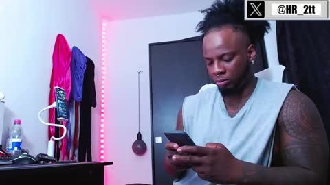 Snapshot of iam_hotbbc chatting on December 5, 5:21 am Mr H Independent model online show from December 5, 5:21 am