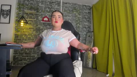 Snapshot of iam_samy chatting on February 4, 11:49 am Samy online show from February 4, 11:49 am