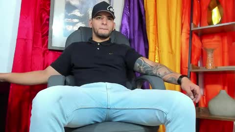 Snapshot of iandygrasso chatting on March 8, 11:58 am iandygrasso online show from March 8, 11:58 am