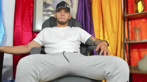 Snapshot of iandygrasso chatting on March 7, 12:01 pm iandygrasso online show from March 7, 12:01 pm