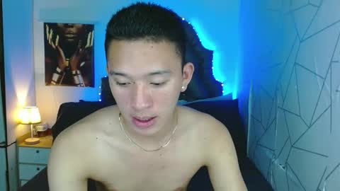 Snapshot of iconicmateo chatting on February 24, 5:00 am Mateo online show from February 24, 5:00 am