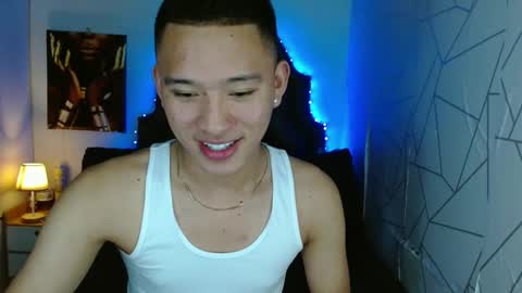 Snapshot of iconicmateo chatting on February 26, 12:16 pm Mateo online show from February 26, 12:16 pm