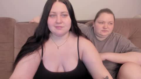 Snapshot of ihaveasecret_ chatting on September 15, 9:27 pm Alice online show from September 15, 9:27 pm