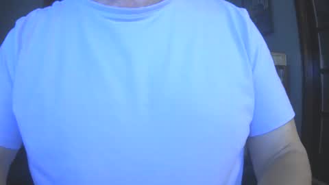 Snapshot of il_undercover chatting on February 10, 11:25 am il_undercover online show from February 10, 11:25 am