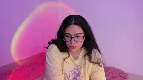 mei mei uwu online show from September 13, 3:31 am