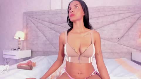 imsammyy_ online show from September 16, 10:13 pm