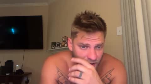 Snapshot of inamate93 chatting on September 11, 10:05 am Inmate1993 online show from September 11, 10:05 am