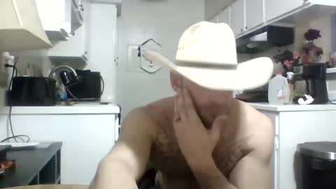 Snapshot of inamate93 chatting on December 11, 2:30 am Inmate1993 online show from December 11, 2:30 am