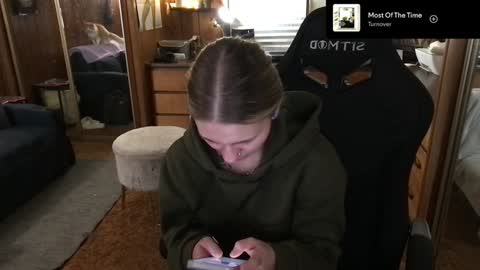 Carter online show from December 5, 2:04 am