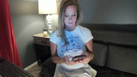 Snapshot of indianacooper chatting on January 2, 7:07 pm IndianaCooper - Showtimes - Mon-Fri 12pm and 930PM CST SatSun 930pm CST online show from January 2, 7:07 pm