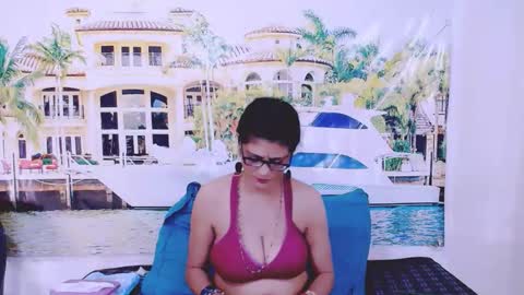 Femiez online show from February 3, 11:42 am