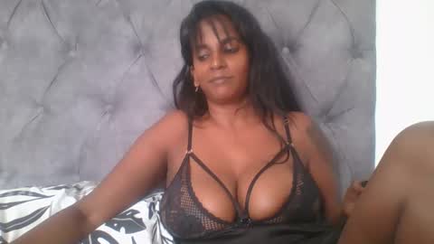 priya online show from January 15, 9:35 am