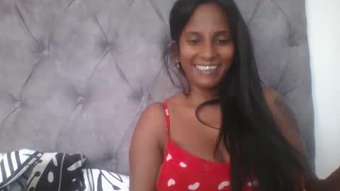 priya online show from January 13, 7:00 am