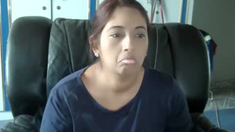Indianpalgal69 online show from January 14, 8:09 am