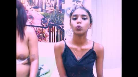 Snapshot of indiansexyslender4u2luv chatting on February 27, 12:23 pm indiansexyslender4u2luv online show from February 27, 12:23 pm