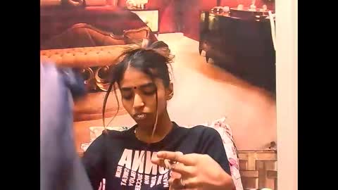 Snapshot of indiansexyslender4u2luv chatting on September 15, 6:04 am indiansexyslender4u2luv online show from September 15, 6:04 am
