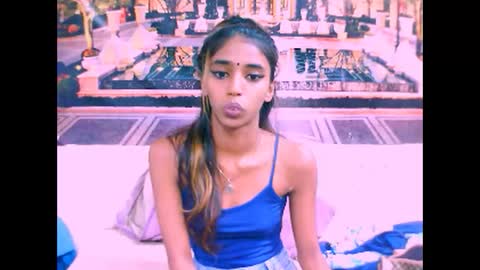 Snapshot of indiansexyslender4u2luv chatting on February 22, 9:12 am indiansexyslender4u2luv online show from February 22, 9:12 am