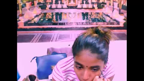 Snapshot of indiansexyslender4u2luv chatting on February 27, 6:13 am indiansexyslender4u2luv online show from February 27, 6:13 am