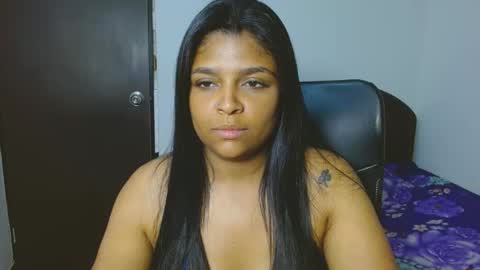Aleja vallejo online show from December 4, 8:39 am