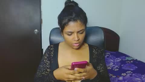 Aleja vallejo online show from January 7, 6:59 am