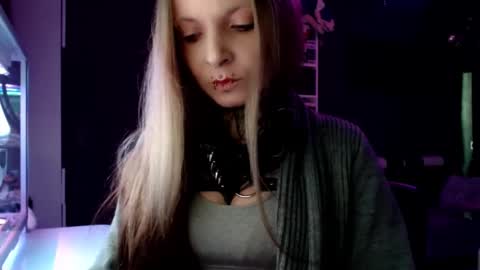 InesDesire online show from February 11, 7:12 am