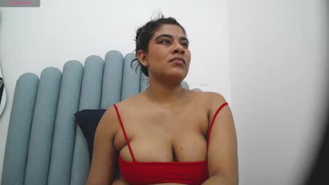 Iniya online show from February 20, 8:47 pm