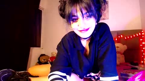 Little Gretchen online show from January 13, 1:23 am