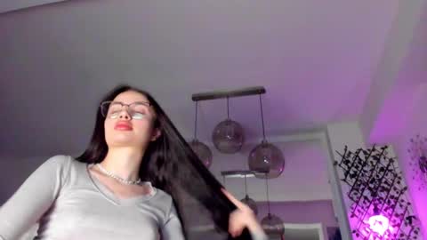 Snapshot of irenevon chatting on February 11, 3:40 pm Ir s room online show from February 11, 3:40 pm