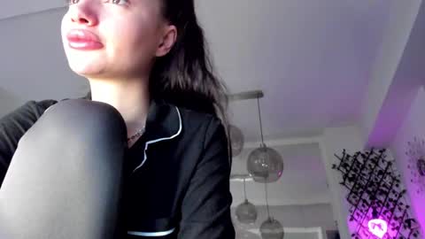 Snapshot of irenevon chatting on February 16, 5:59 am Ir s room online show from February 16, 5:59 am