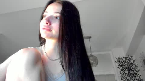 Snapshot of irenevon chatting on January 19, 5:15 am Ir s room online show from January 19, 5:15 am