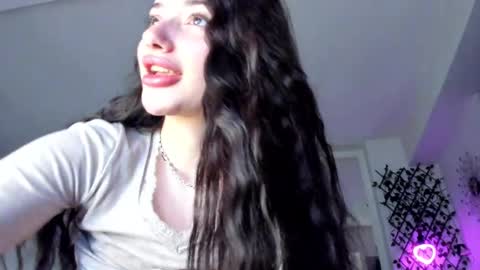 Snapshot of irenevon chatting on March 7, 3:39 pm Ir s room online show from March 7, 3:39 pm