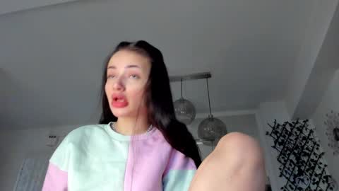 Snapshot of irenevon chatting on February 11, 5:37 am Ir s room online show from February 11, 5:37 am