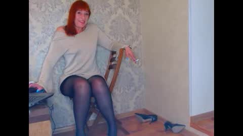 Snapshot of irina1203 chatting on February 22, 12:38 am irina1203 online show from February 22, 12:38 am