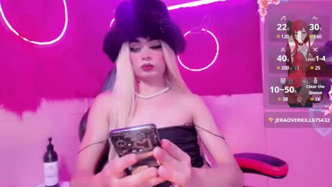 Snapshot of irina_lechera_ chatting on January 11, 4:38 am Irina online show from January 11, 4:38 am