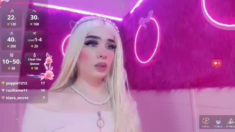 Snapshot of irina_lechera_ chatting on January 2, 10:44 pm Irina online show from January 2, 10:44 pm