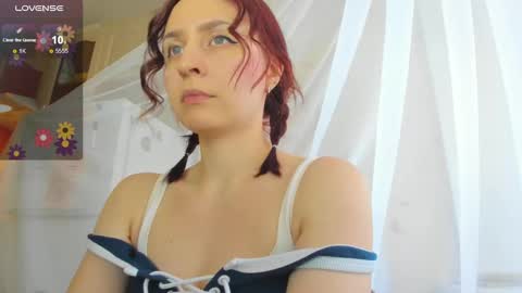 Snapshot of iris_crispy chatting on March 4, 6:58 am Iris online show from March 4, 6:58 am