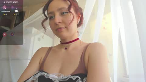 Snapshot of iris_crispy chatting on March 7, 7:19 am Iris online show from March 7, 7:19 am