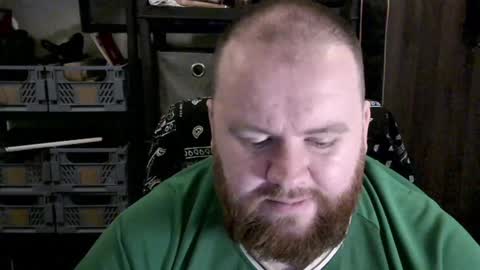 twitter theirishman205 online show from December 6, 4:01 pm