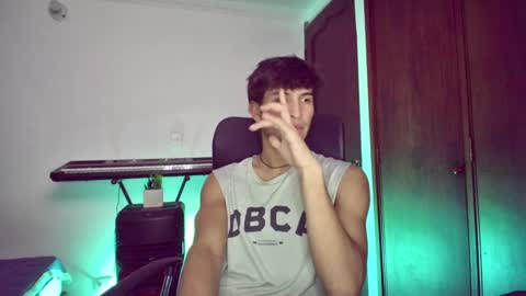 Snapshot of isaac__efx chatting on January 10, 1:10 am isaac online show from January 10, 1:10 am