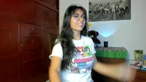 Snapshot of isabella22_1 chatting on January 3, 11:44 pm Isabella22 1 online show from January 3, 11:44 pm