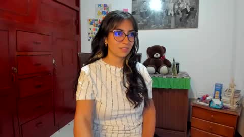 Snapshot of isabella22_1 chatting on January 8, 2:35 am Isabella22 1 online show from January 8, 2:35 am