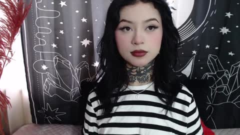    online show from February 8, 8:32 pm