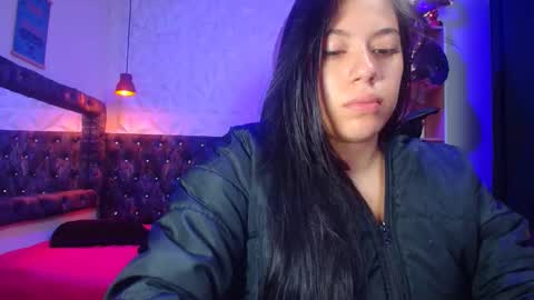 isabella dl online show from September 18, 12:09 pm