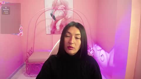 Snapshot of isabella_mendez_1 chatting on September 22, 1:04 pm Isa online show from September 22, 1:04 pm