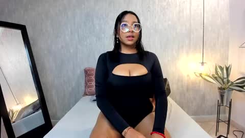 isabella zc online show from February 20, 11:53 am