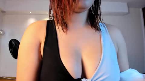 Snapshot of isabellaajoness chatting on February 14, 12:14 pm Isabella Everyday From 0530 to 1430 Col Time online show from February 14, 12:14 pm