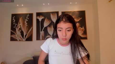 Isabella Kroft online show from February 26, 6:48 pm