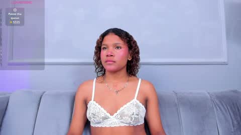 Isabellsmmith online show from February 8, 3:52 am