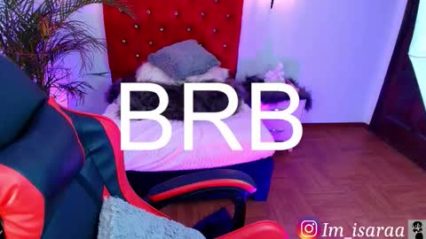 isara_ online show from September 9, 1:33 pm
