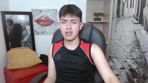 ithan__ online show from September 9, 7:14 pm